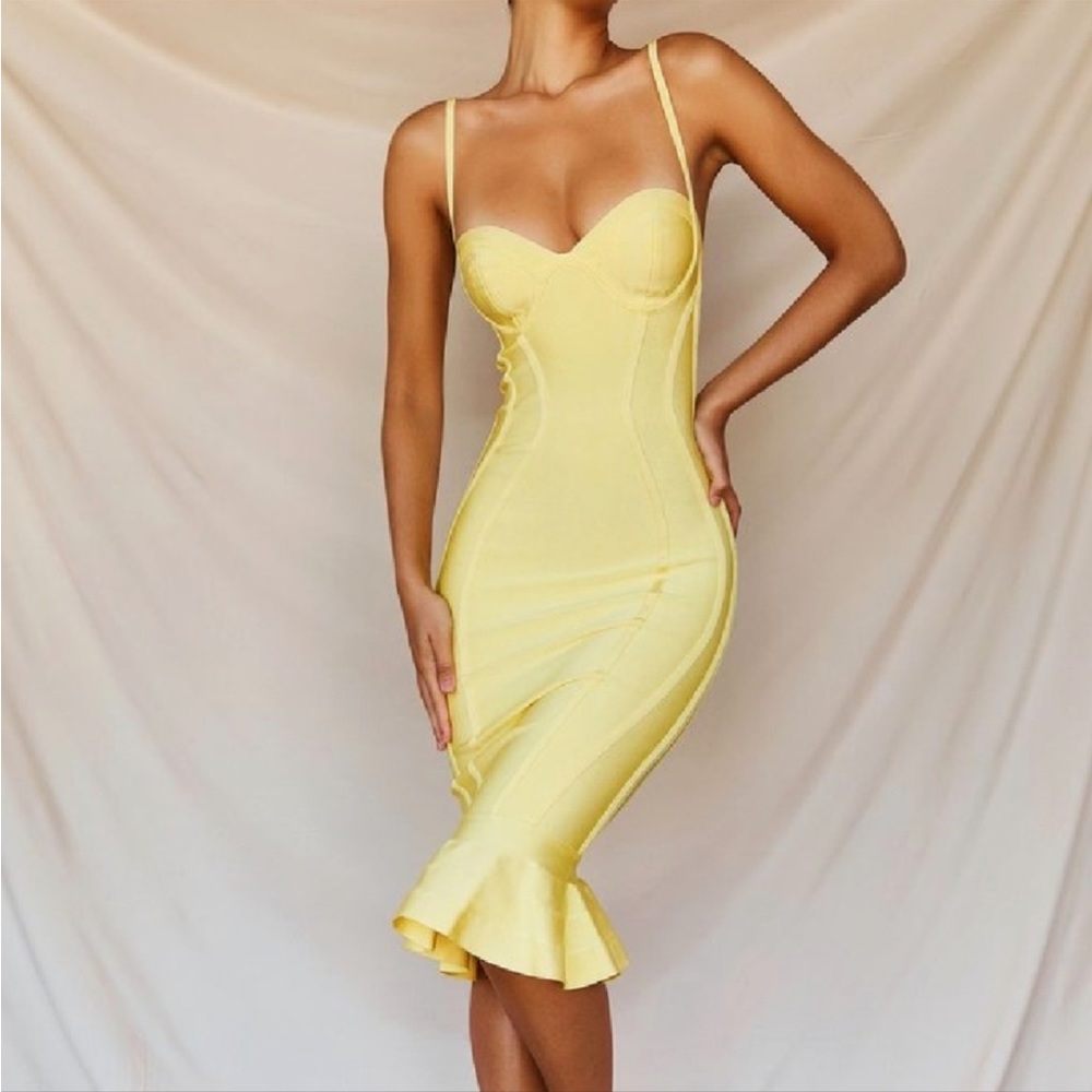 HOUSE OF CB 'Martine' Lemon Fluted Bustier Bandage Dress NWOT - Picture 2 of 8